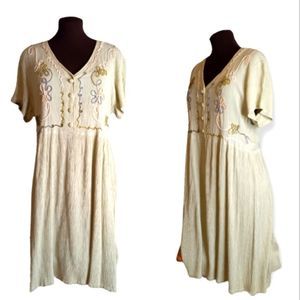 Danicci women's Dress Light Green Floral Embroidery, Size Large.